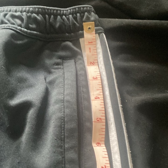 Adidas size large sweatpants - Picture 4 of 5